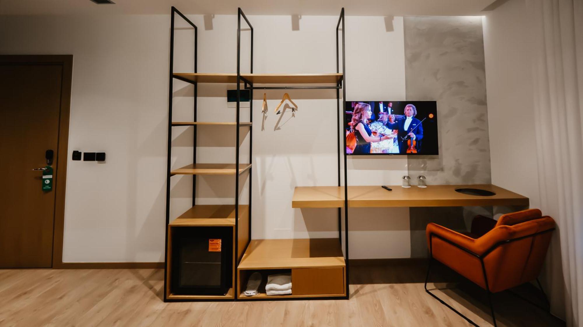 Baz'Hur Boutique Hotel Kukes エクステリア 写真