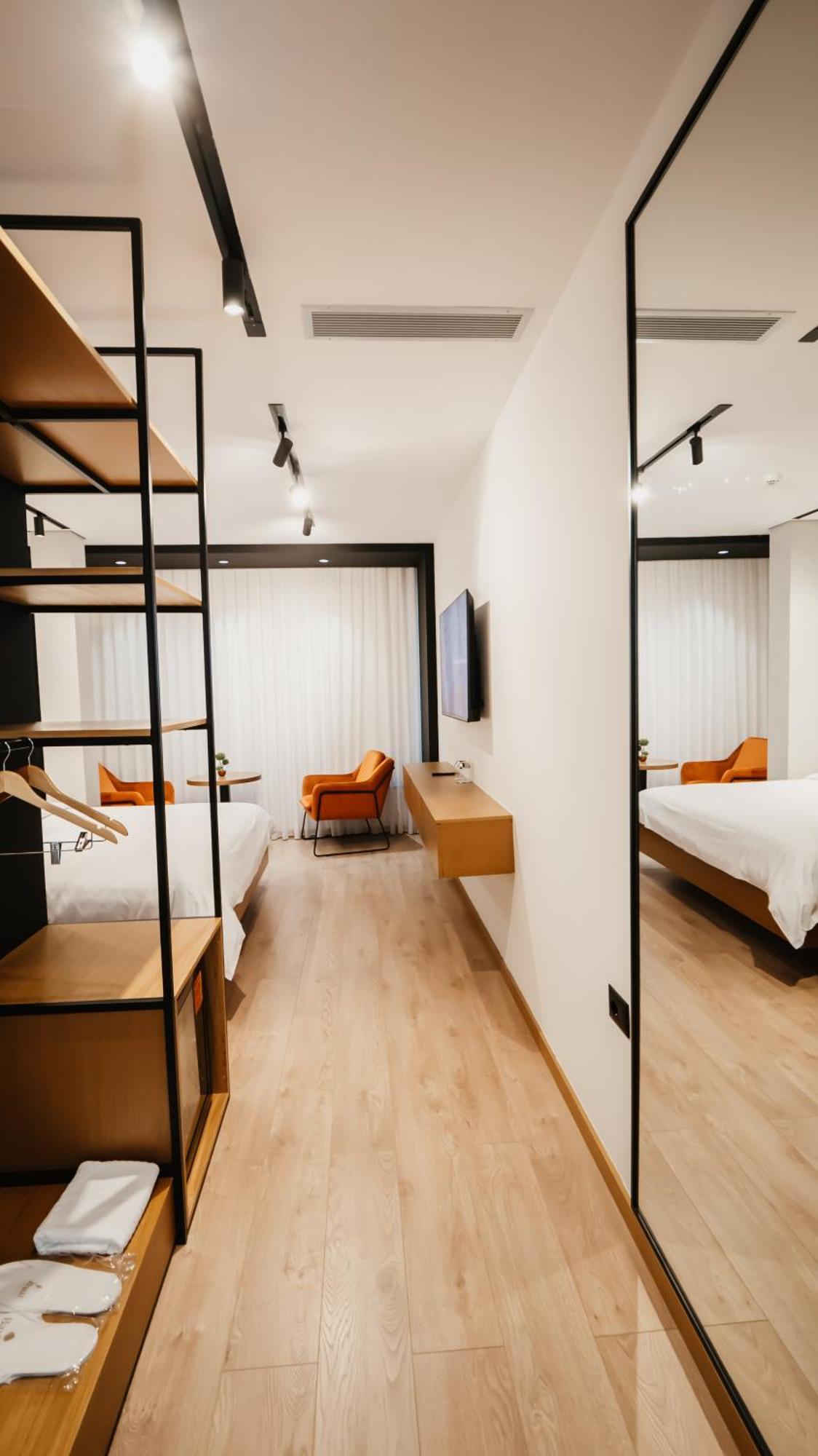 Baz'Hur Boutique Hotel Kukes エクステリア 写真