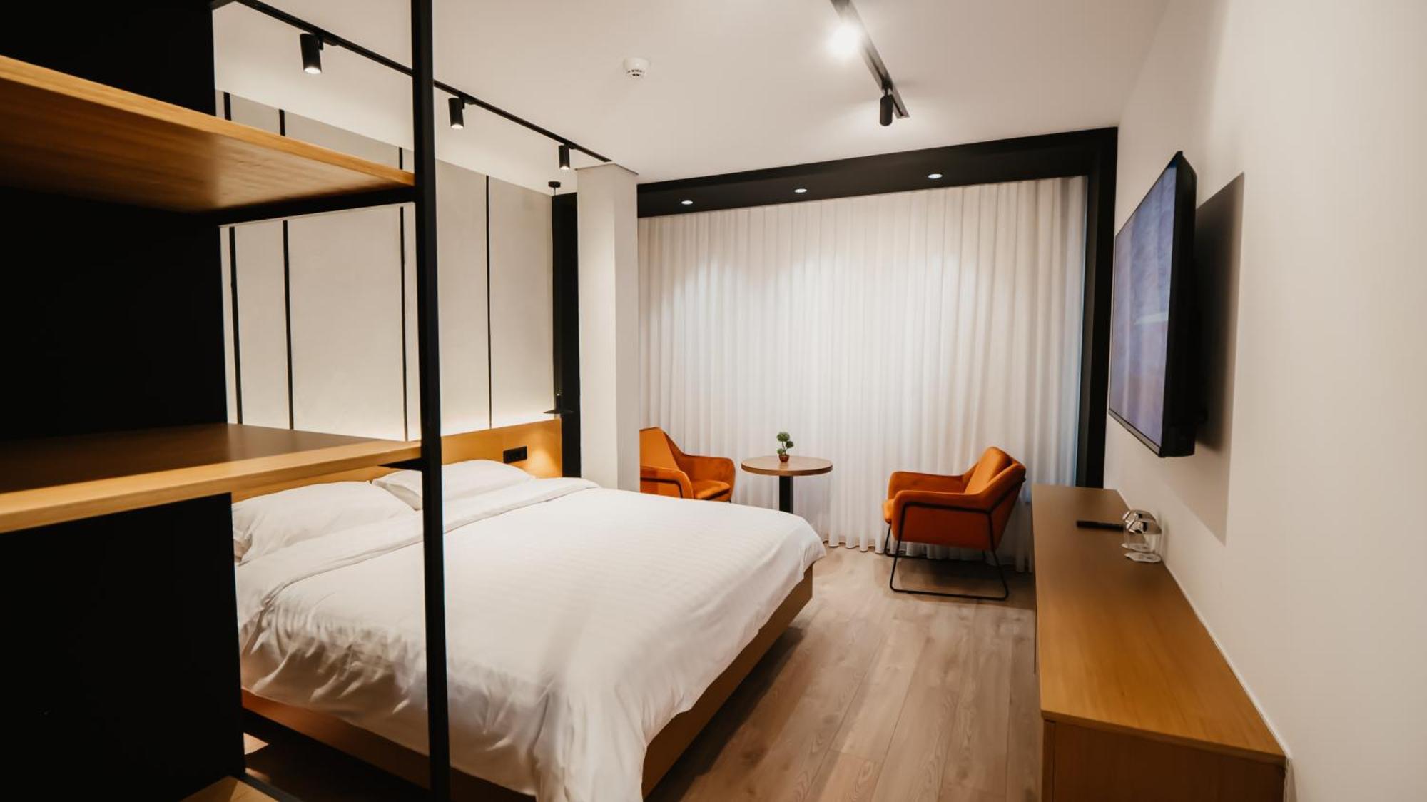 Baz'Hur Boutique Hotel Kukes エクステリア 写真