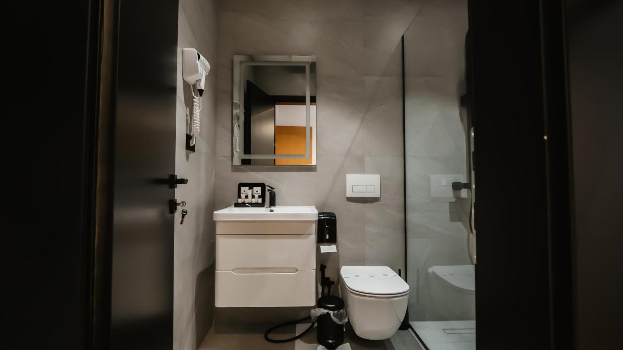 Baz'Hur Boutique Hotel Kukes エクステリア 写真