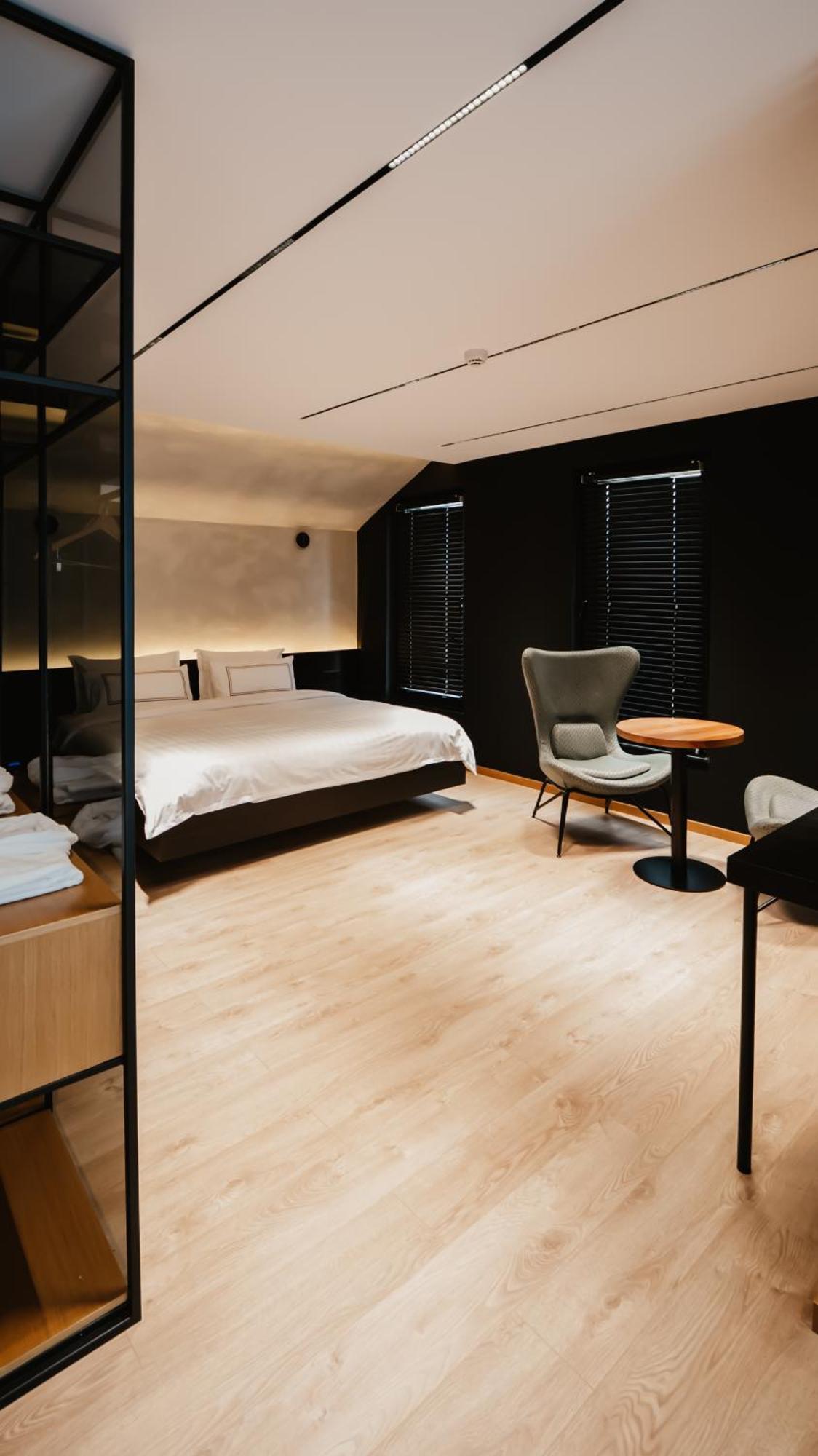 Baz'Hur Boutique Hotel Kukes エクステリア 写真
